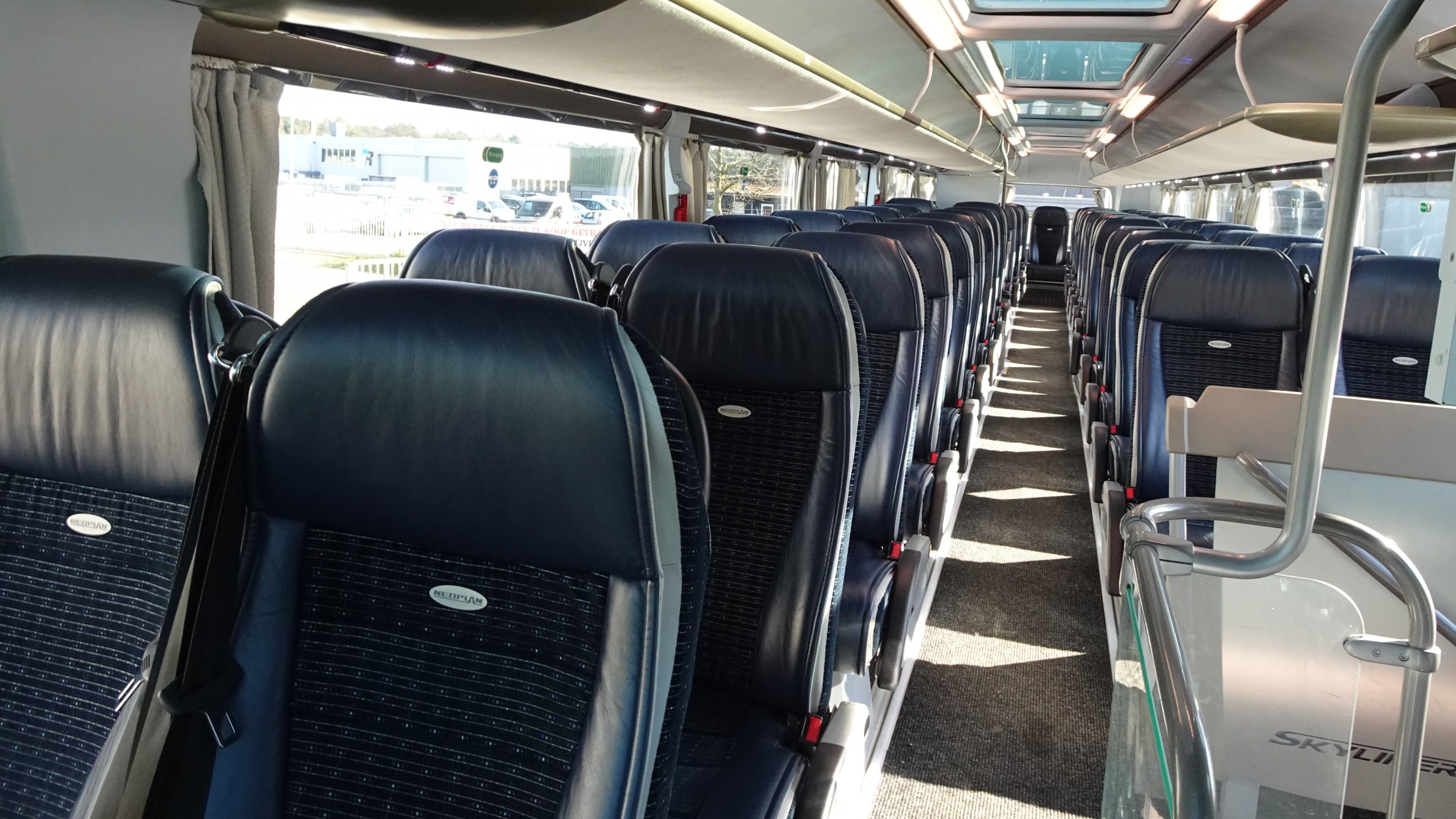 Neoplan Skyliner interieur