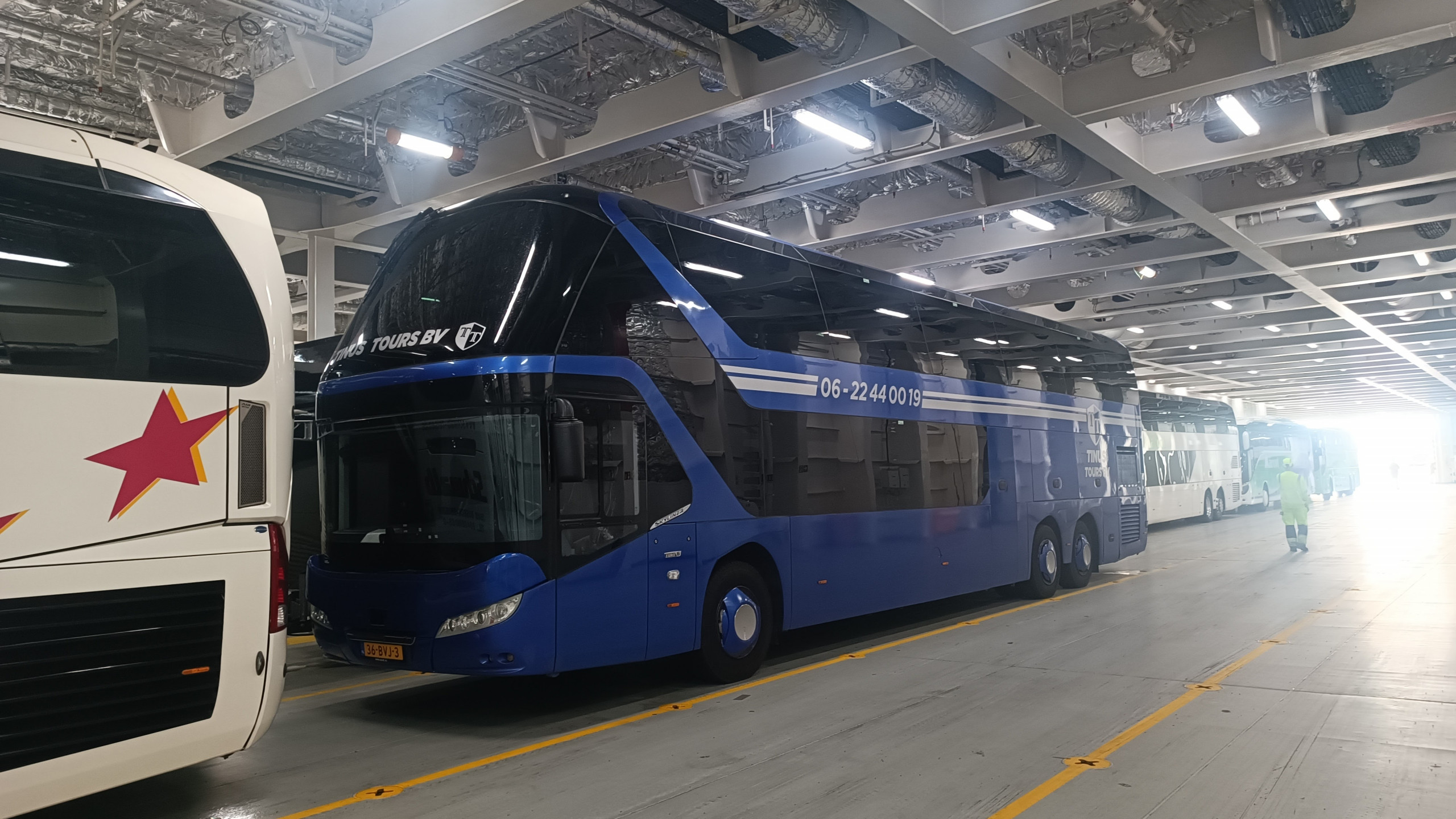 Neoplan Skyliner