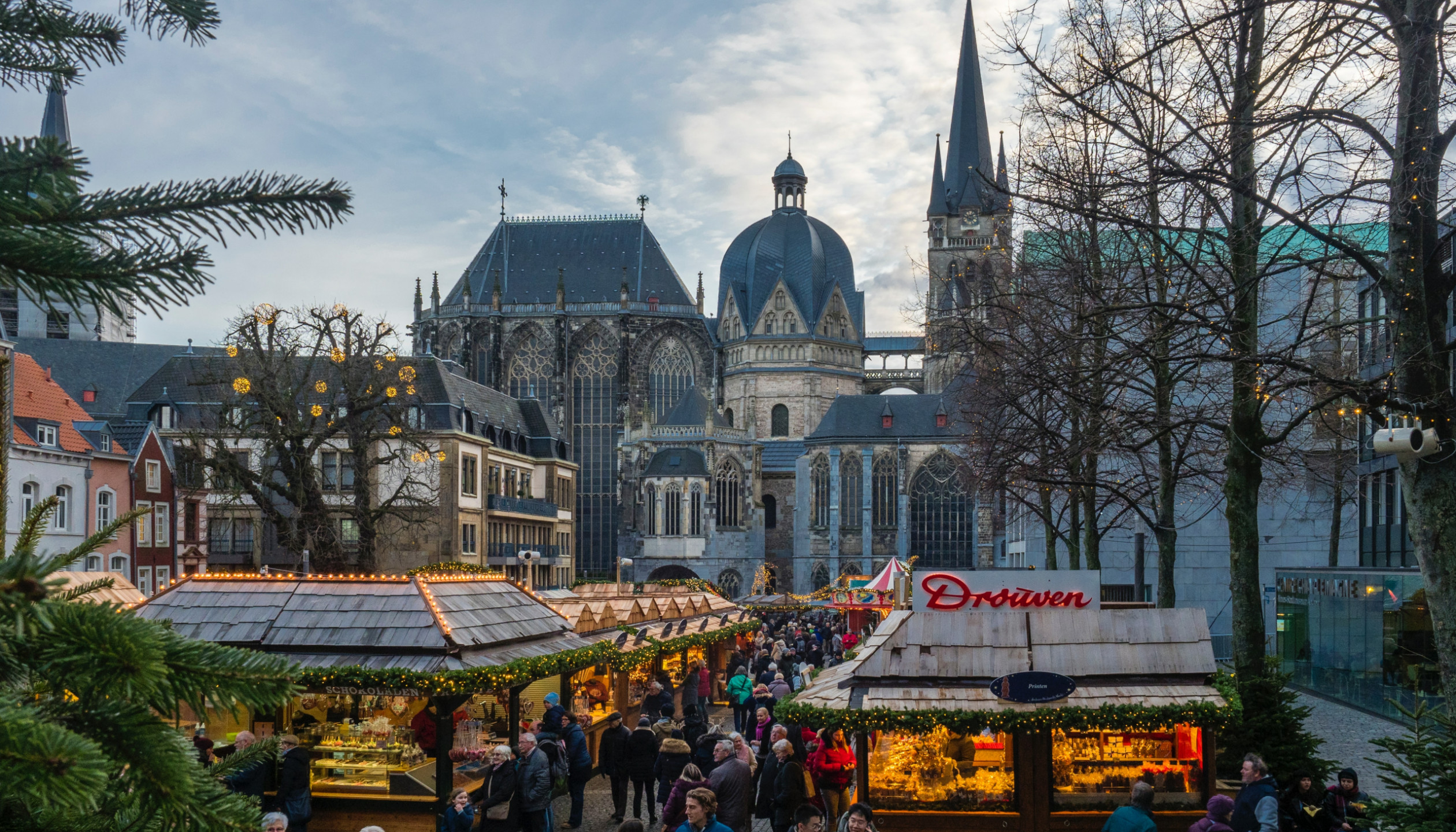 Kerstmarkt in Aken